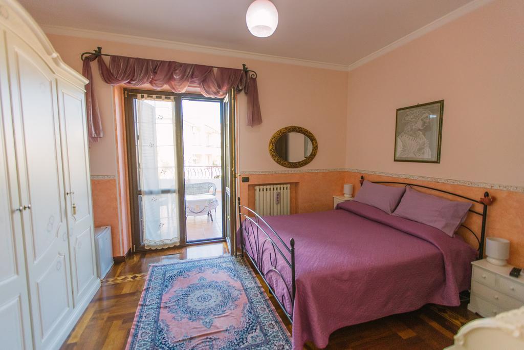 B&B Villa Francesca 소베라토마리나 외부 사진