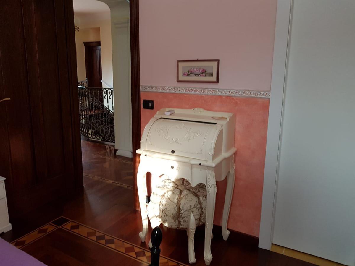 B&B Villa Francesca 소베라토마리나 외부 사진